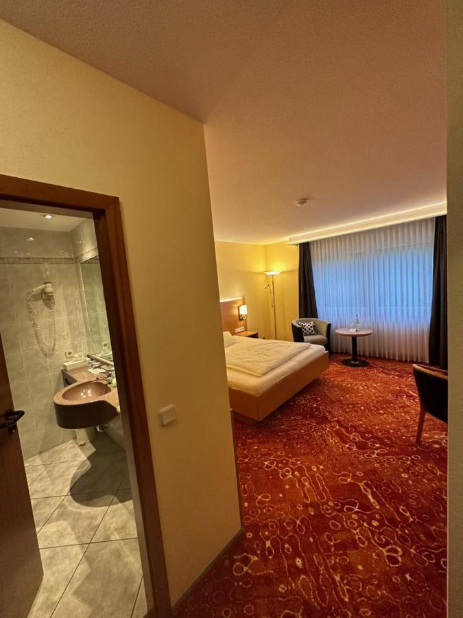 Hotel Restaurant Fischer Remscheid Eksteriør billede